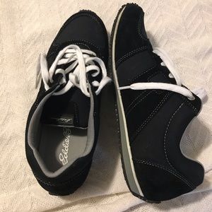 Eddie Bauer sneakers